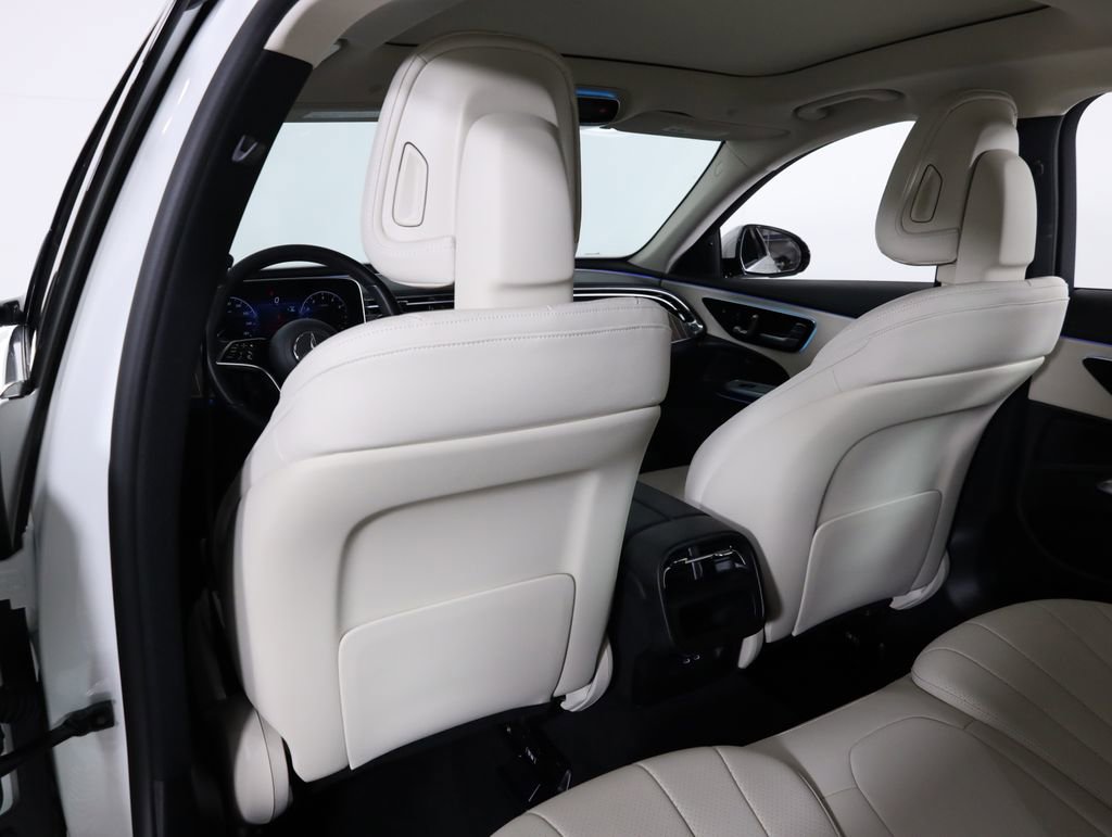 Certified 2025 Mercedes-Benz E 350 4MATIC Sedan image 30