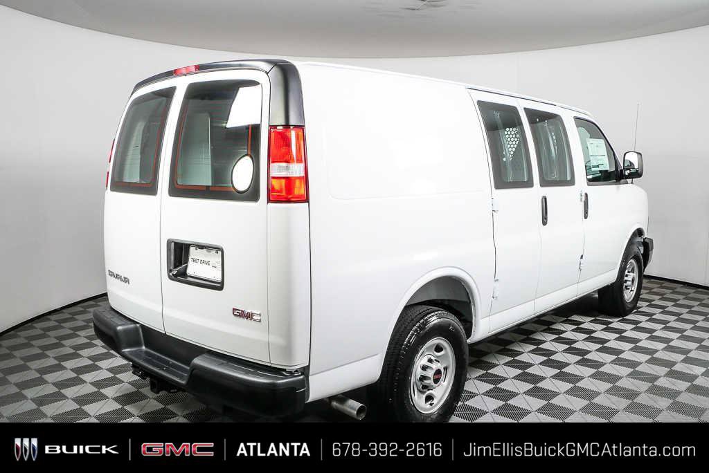 New 2025 GMC Savana 2500 w/ Driver Convenience Package RWD image 3