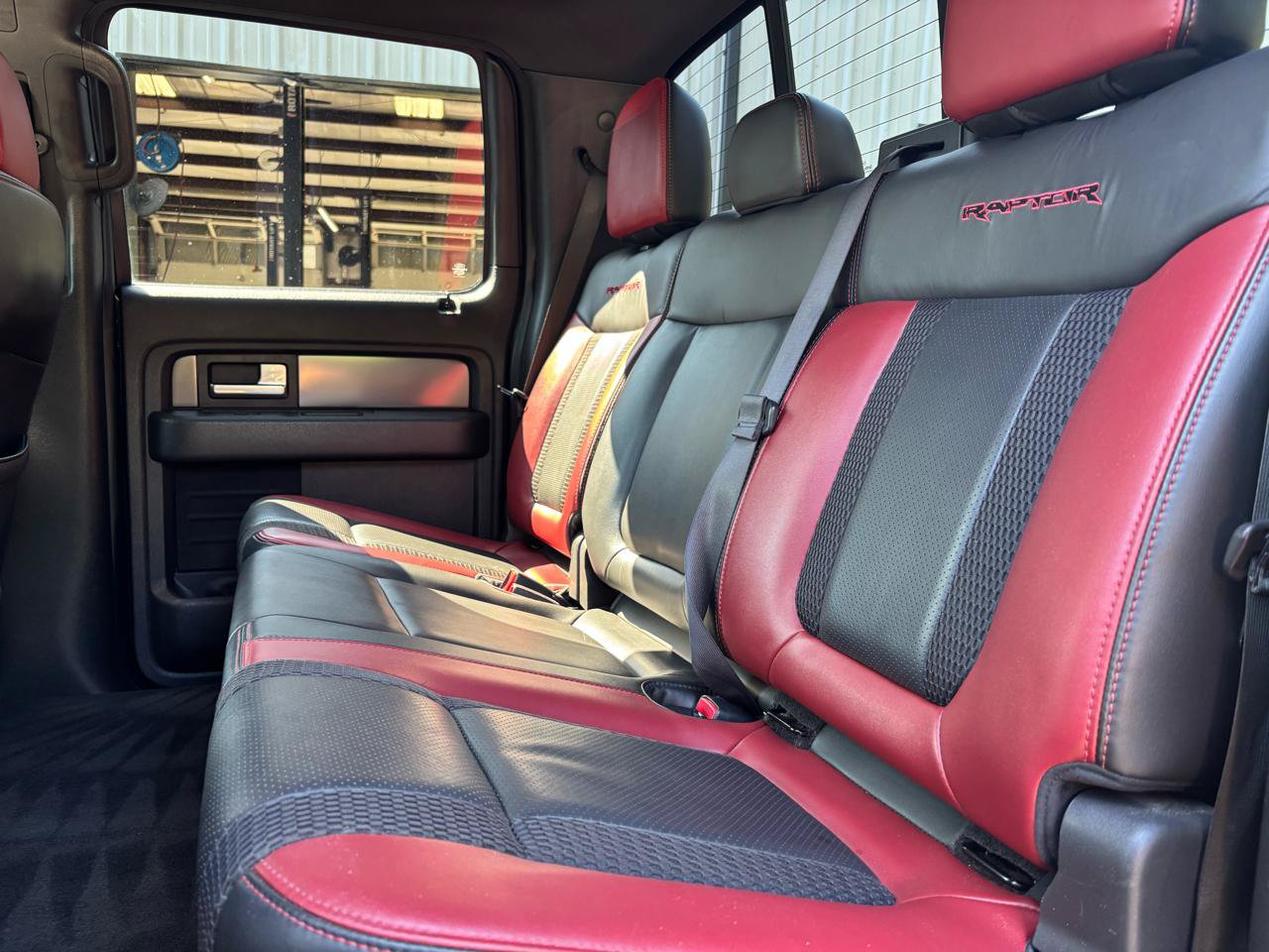 Used 2014 Ford F150 Raptor w/ Equipment Group 801A Luxury AWD/4WD image 27