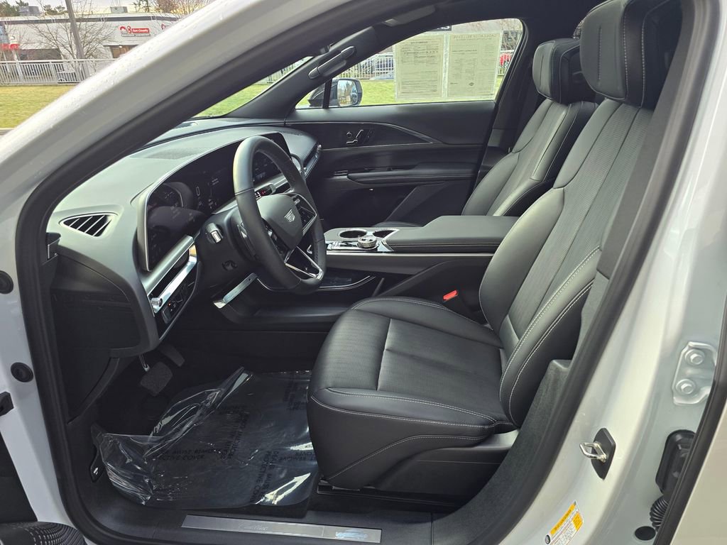 Certified 2024 Cadillac Lyriq Luxury w/ LPO, Floor Liner Package image 20