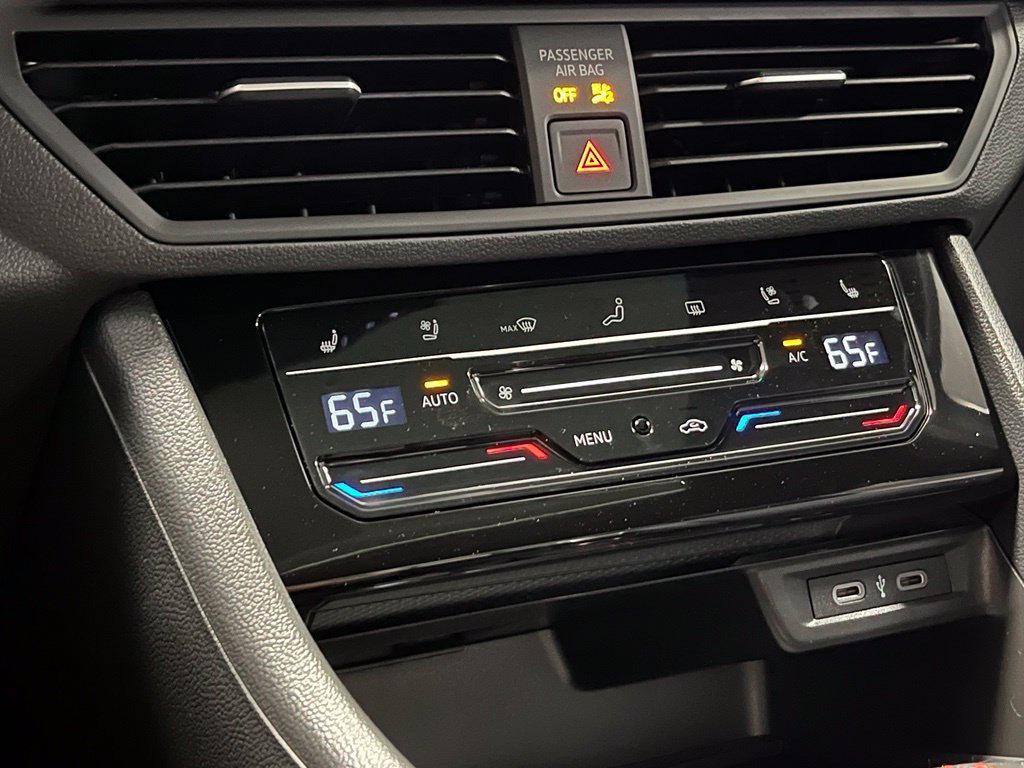 New 2027 Volkswagen Jetta GLI Autobahn FWD image 9