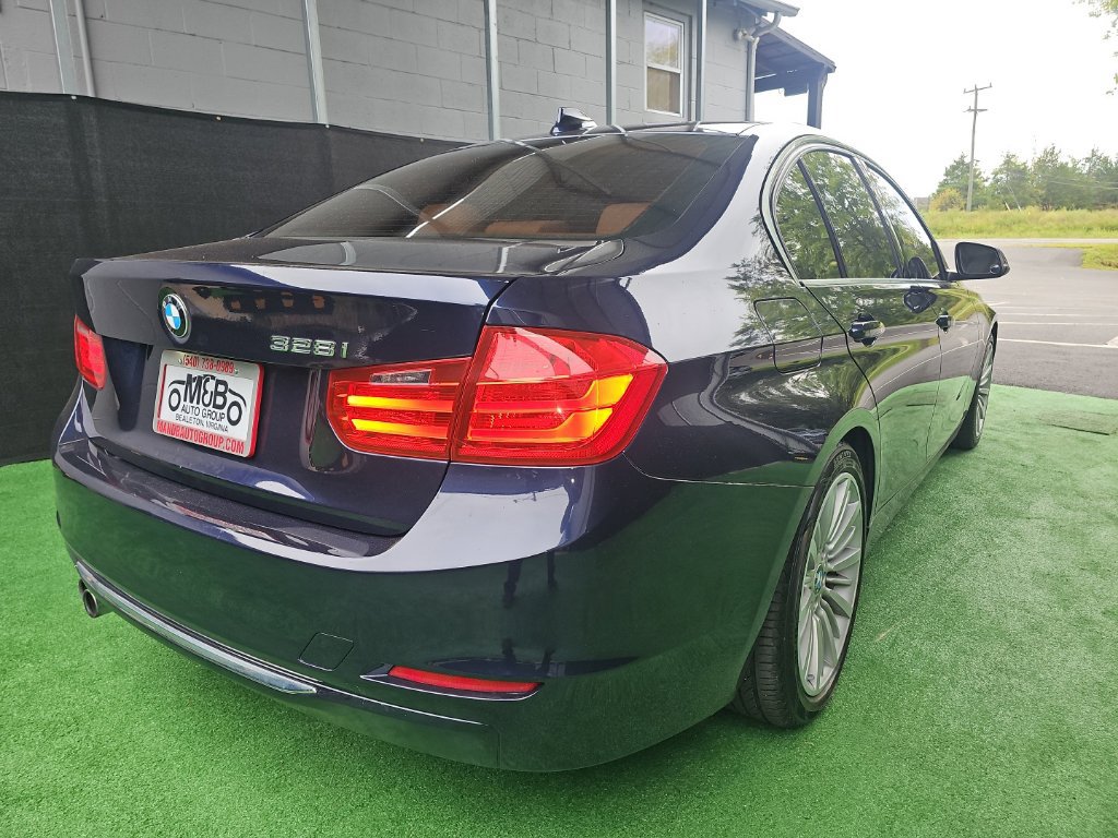Used 2014 BMW 328i Sedan RWD image 3