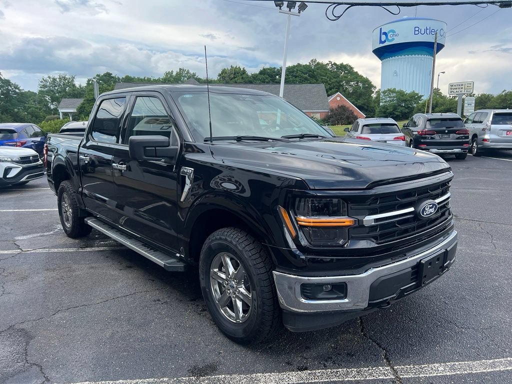 Used 2025 Ford F150 XLT w/ Equipment Group 301A Standard AWD/4WD image 4