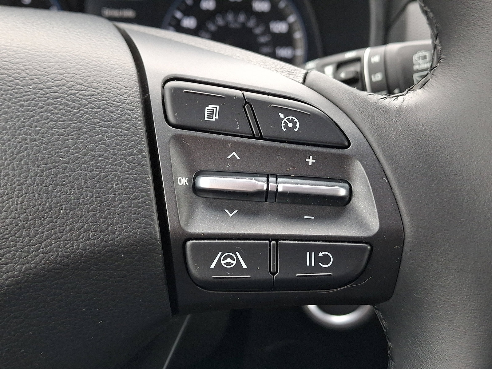 Certified 2023 Hyundai Kona SEL w/ Convenience Package image 22