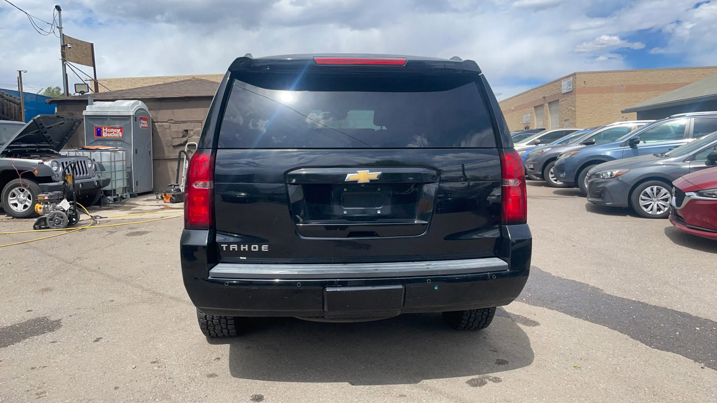 Used 2015 Chevrolet Tahoe LT w/ Luxury Package AWD/4WD image 5