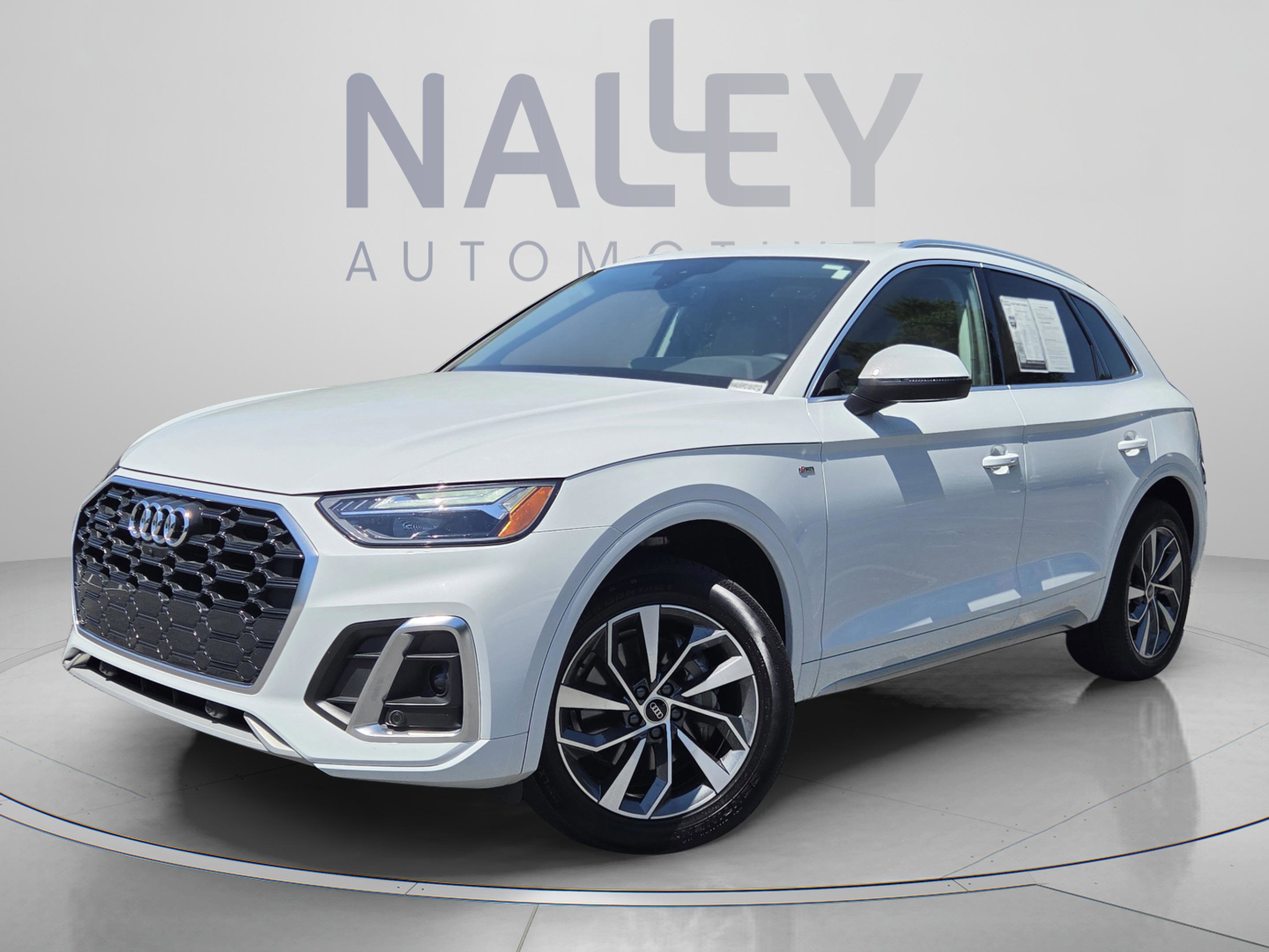 Used 2023 Audi Q5 2.0T Premium Plus w/ Premium Plus Package AWD/4WD image 1