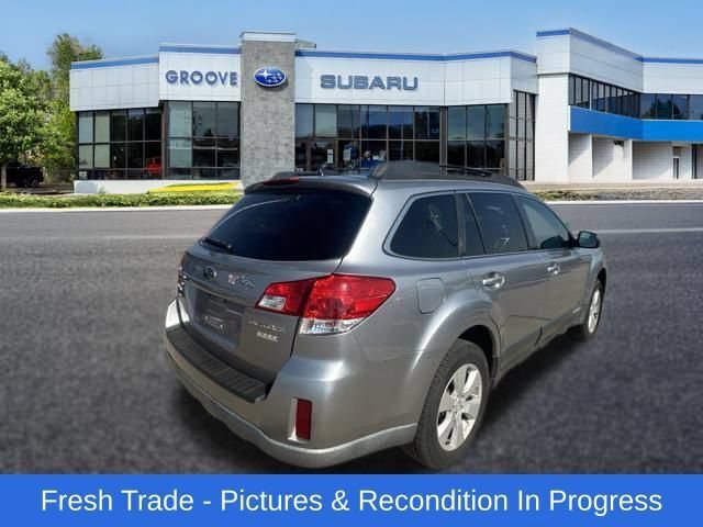 Used 2011 Subaru Outback 2.5i Limited w/ PWR Moonroof Pkg AWD/4WD image 6