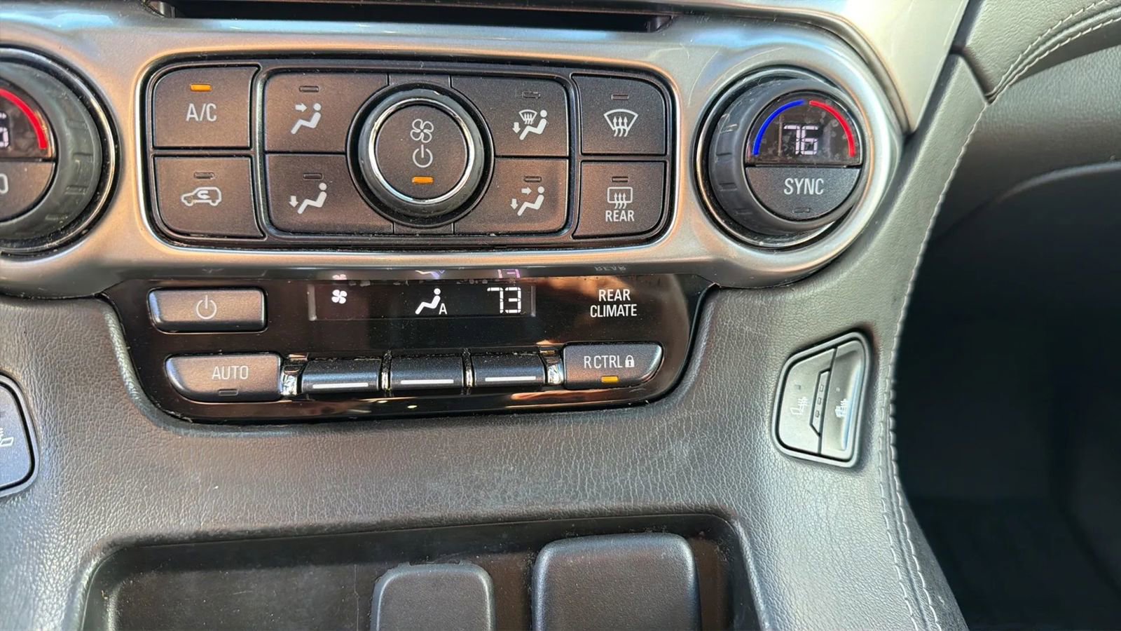 Used 2019 Chevrolet Tahoe LT image 29