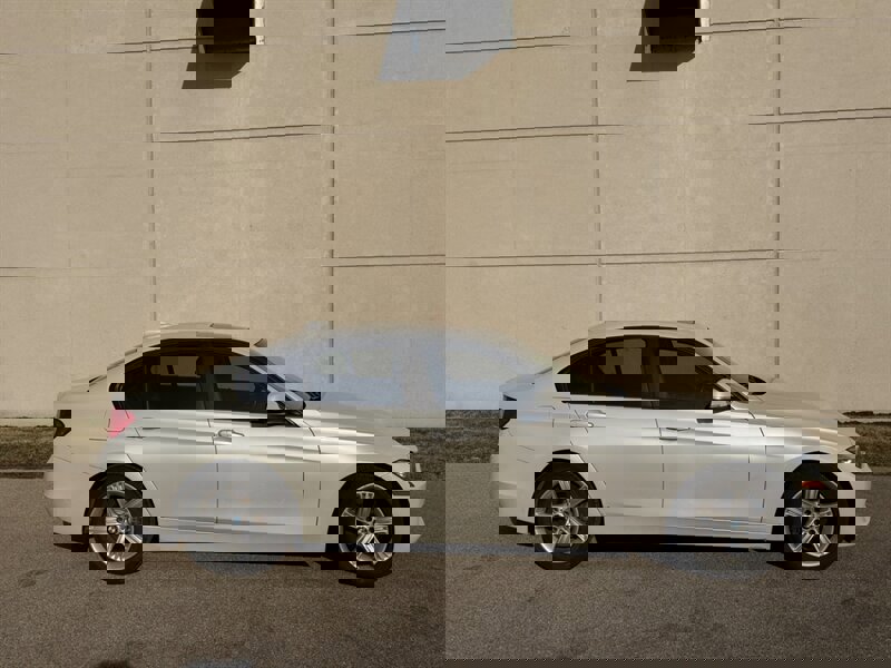 Used 2014 BMW 328d xDrive Sedan image 4