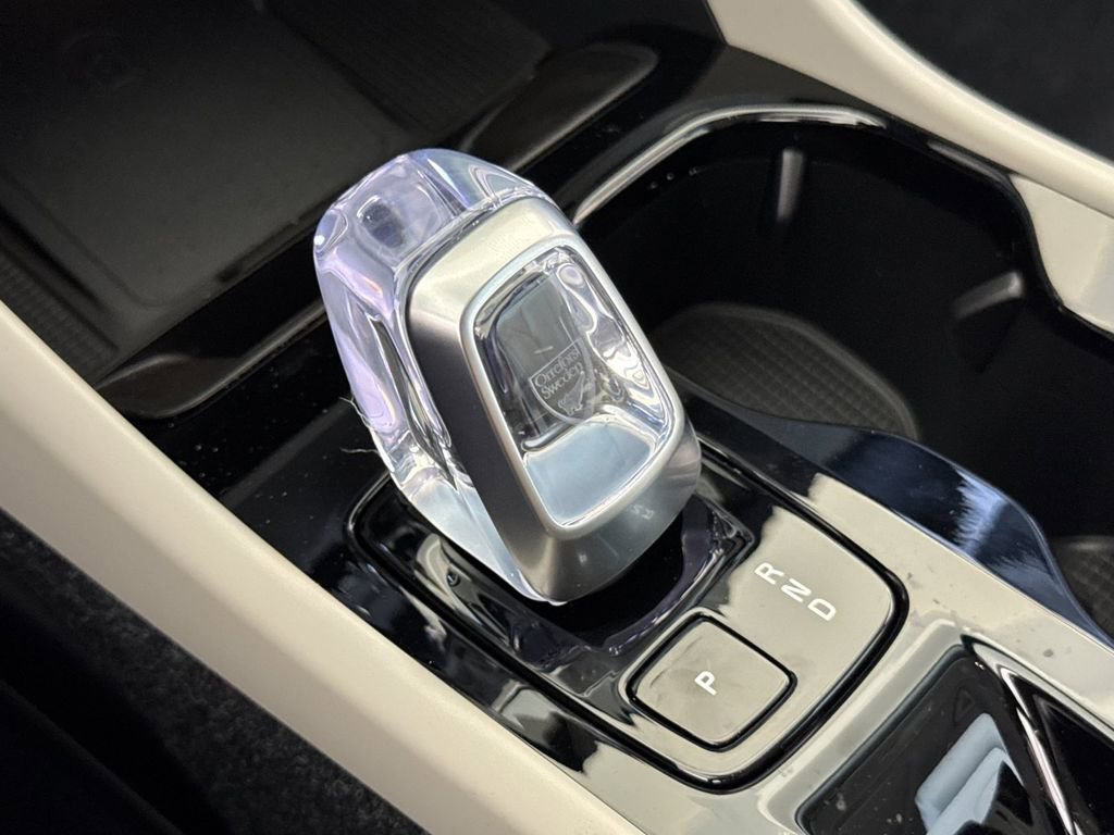 New 2026 Volvo XC40 B5 Plus w/ Protection Package Premier image 21