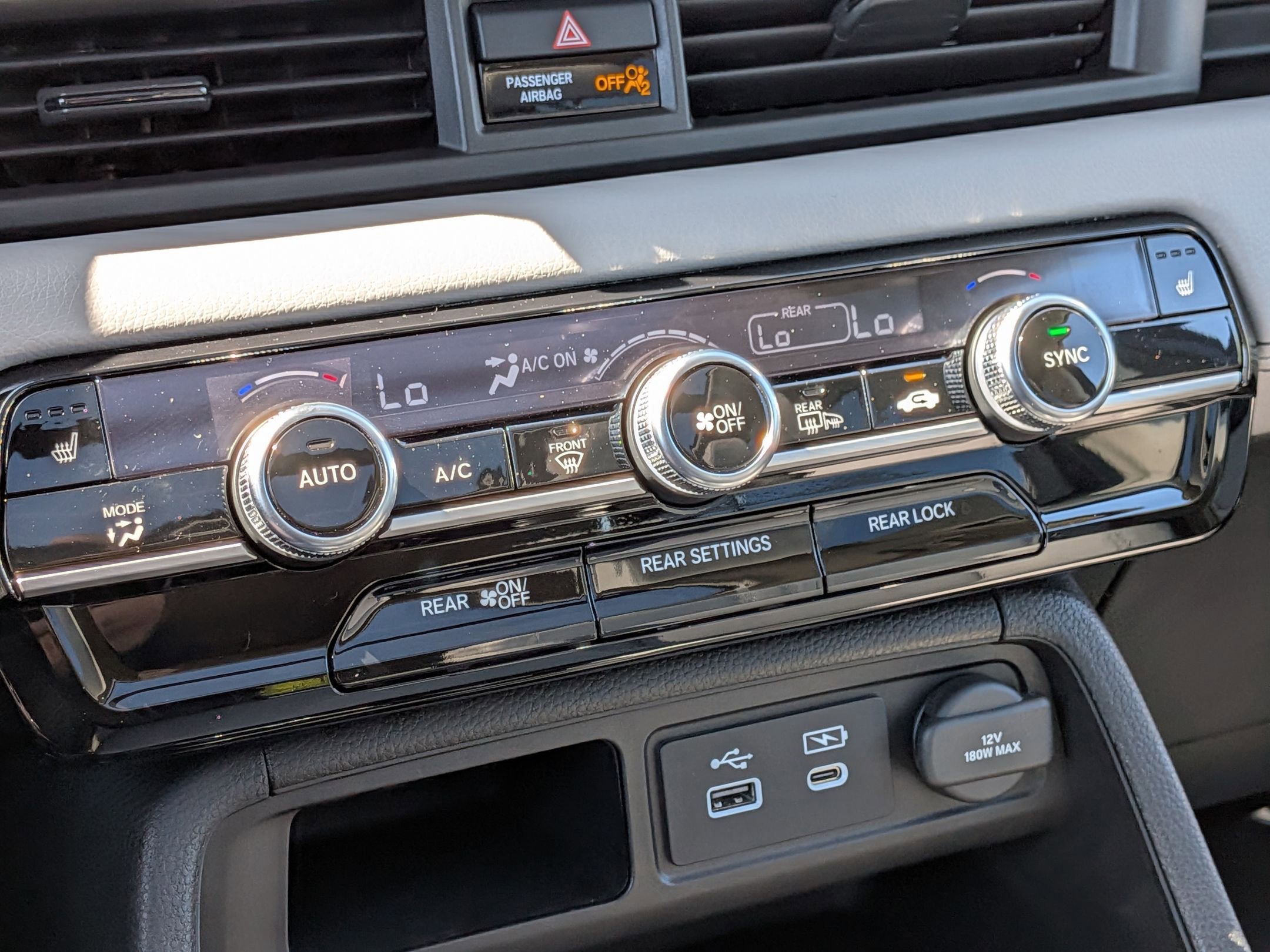 Certified 2025 Honda Pilot Touring image 20