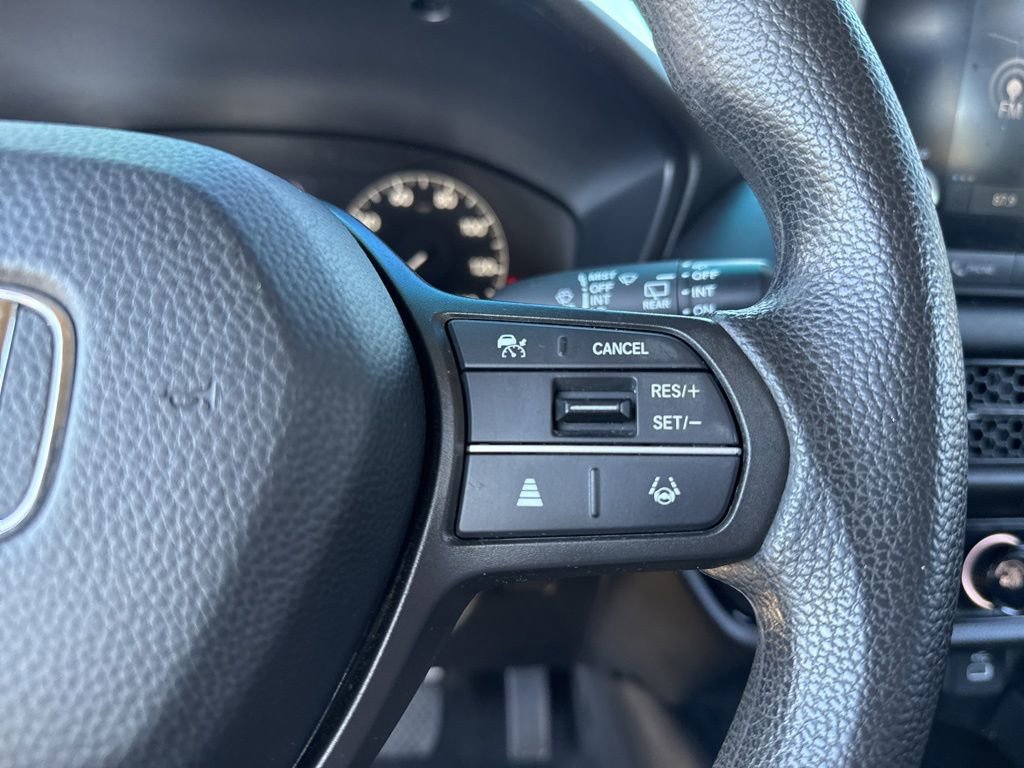 Used 2023 Honda HR-V LX image 18