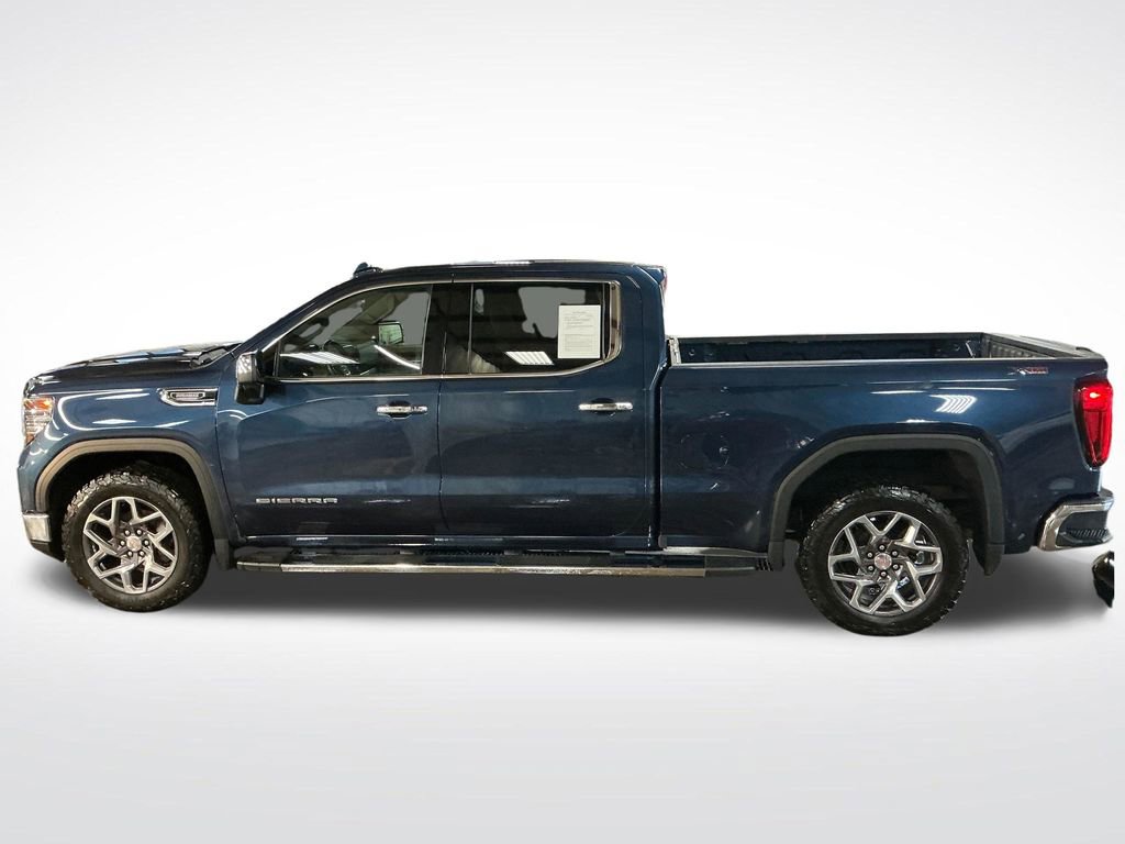 Used 2022 GMC Sierra 1500 SLT w/ SLT Premium Package AWD/4WD image 2