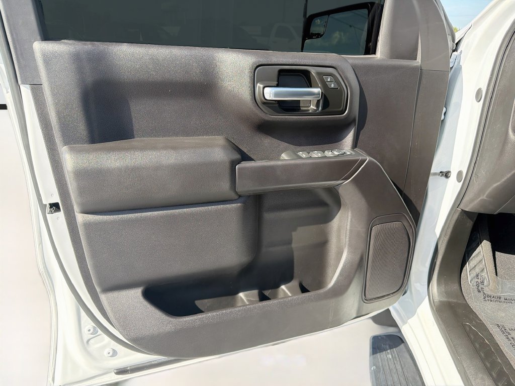 Used 2024 Chevrolet Silverado 1500 Custom w/ LPO, Dark Essentials Package RWD image 19