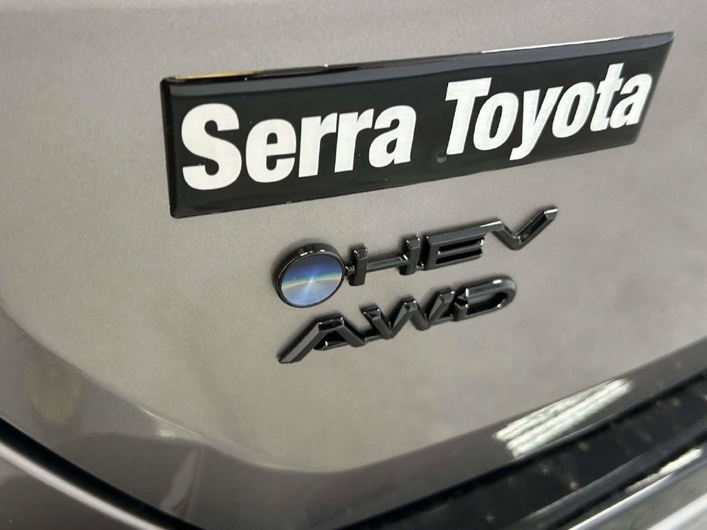 Used 2026 Toyota RAV4 XSE w/ Panoramic Sun Roof Package AWD/4WD image 11