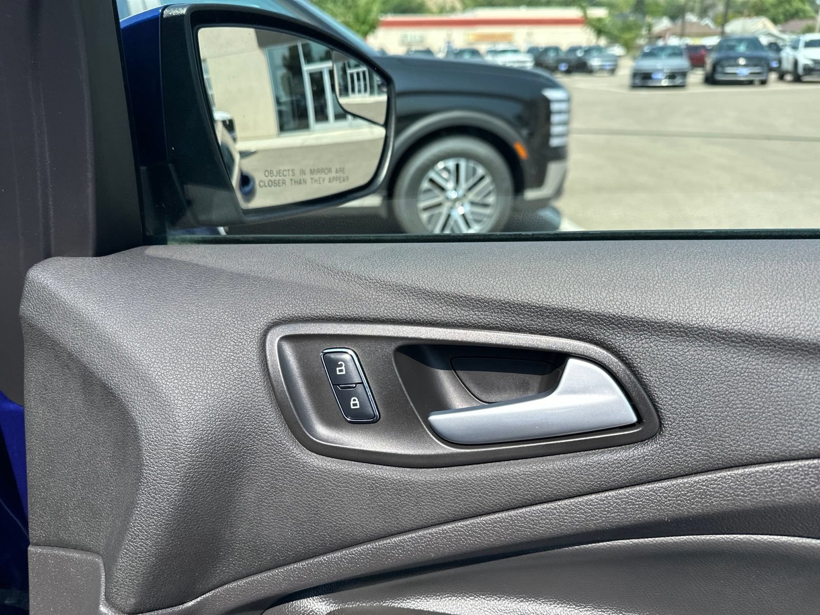 Used 2015 Ford Escape SE FWD image 40