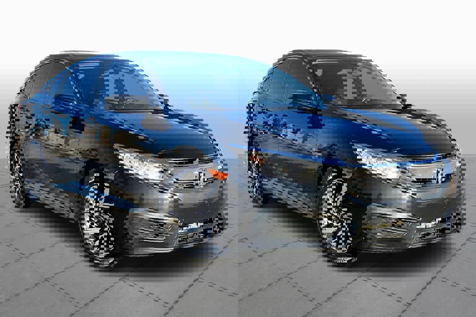 Certified 2017 Honda Civic EX image 2