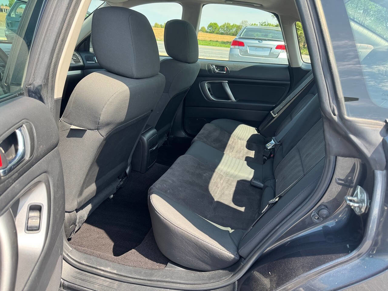 Used 2009 Subaru Legacy 2.5i Special Edition AWD/4WD image 9