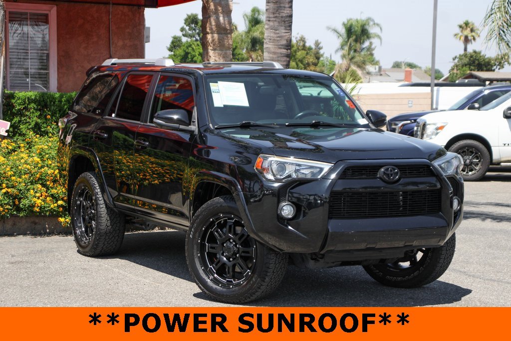 Used 2018 Toyota 4Runner SR5 Premium image 2