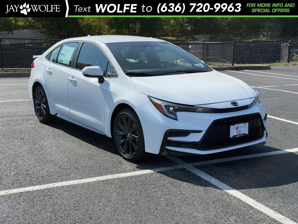 New 2026 Toyota Corolla SE image 1