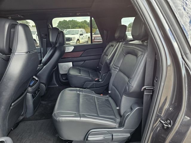 Certified 2023 Lincoln Navigator L Reserve image 17