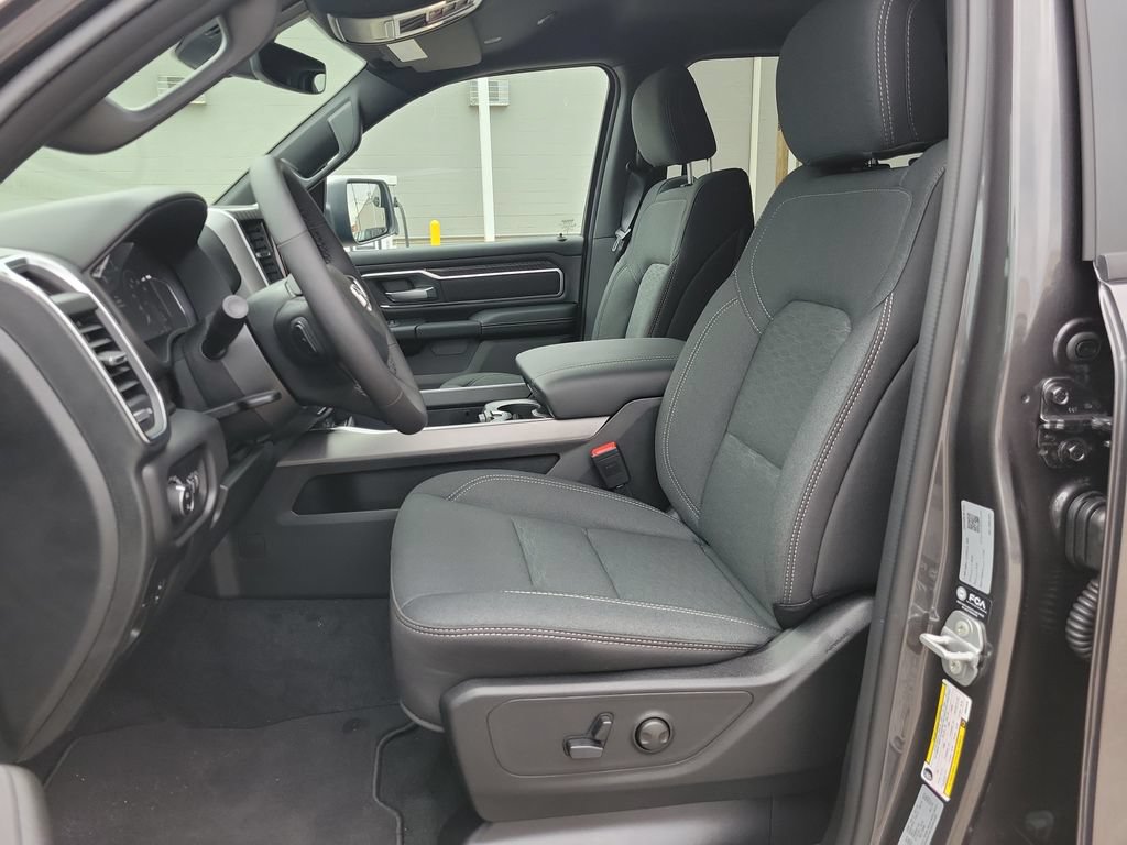 New 2027 RAM 1500 Big Horn AWD/4WD image 11