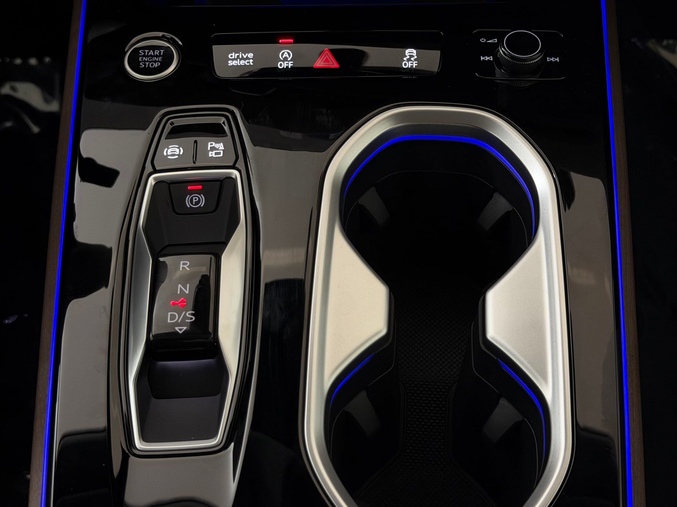 New 2026 Audi A6 Premium Plus AWD/4WD image 19