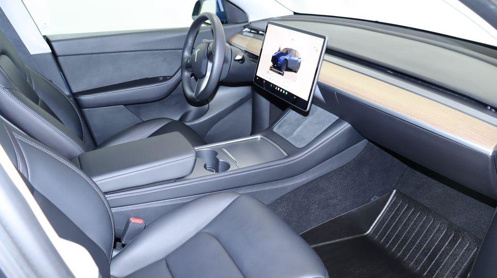 Used 2022 Tesla Model Y Performance AWD/4WD image 21