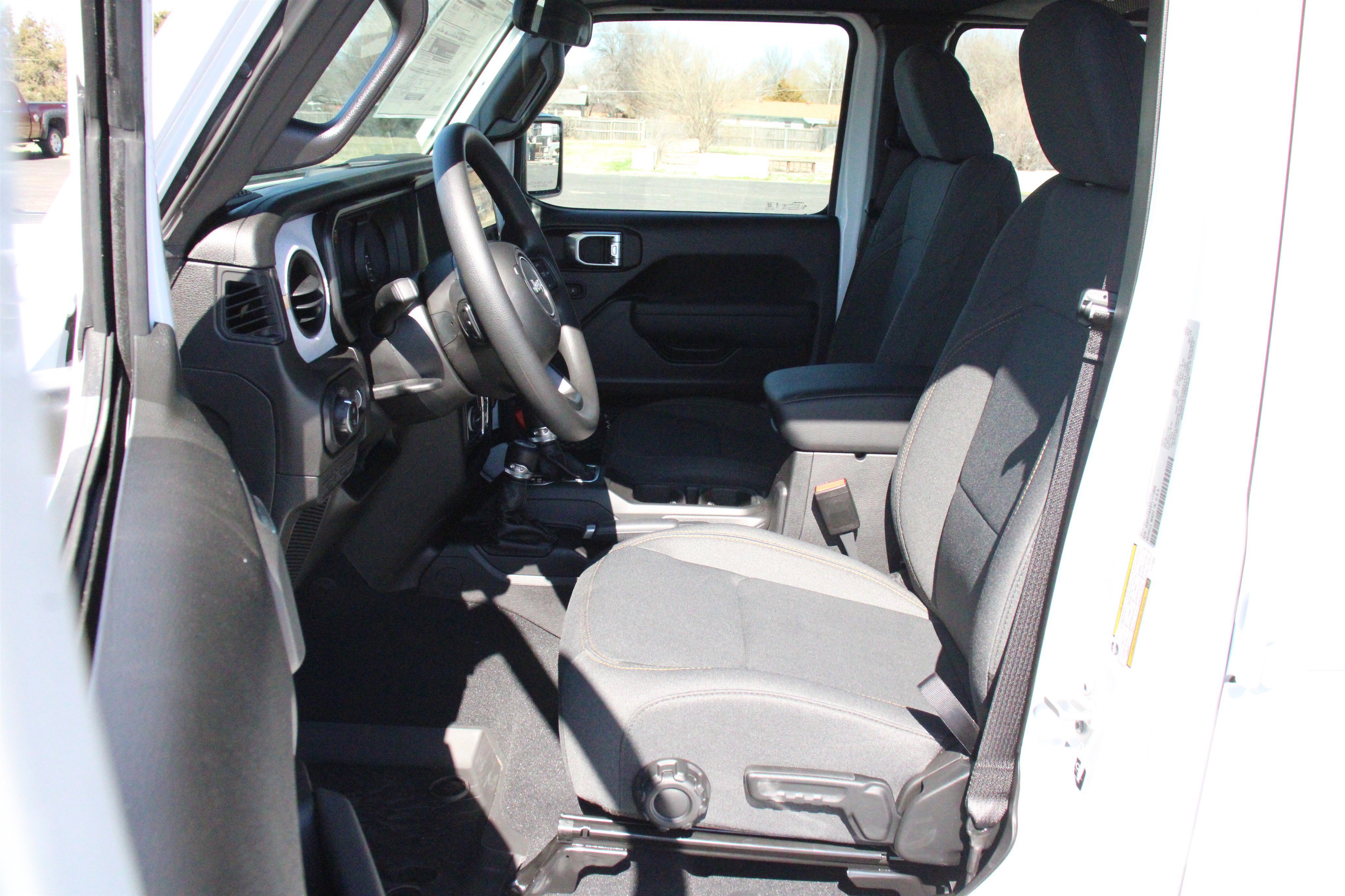 New 2026 Jeep Gladiator Sport AWD/4WD image 3
