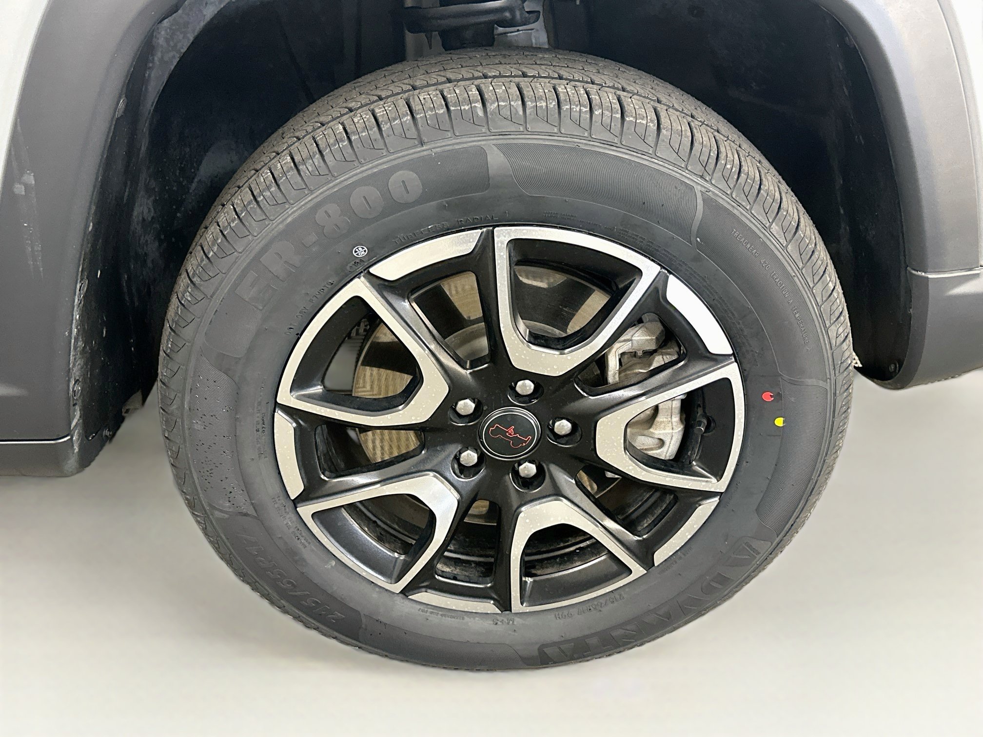 Used 2025 Jeep Compass Trailhawk AWD/4WD image 11