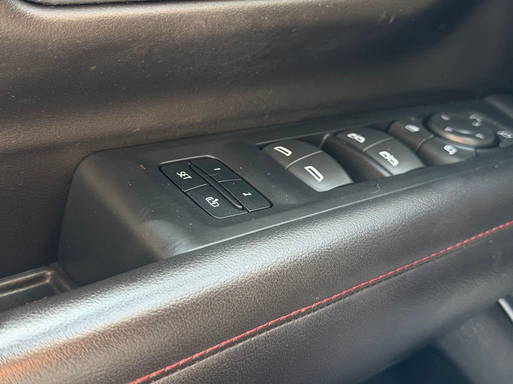 Used 2021 Chevrolet Tahoe RST AWD/4WD image 23