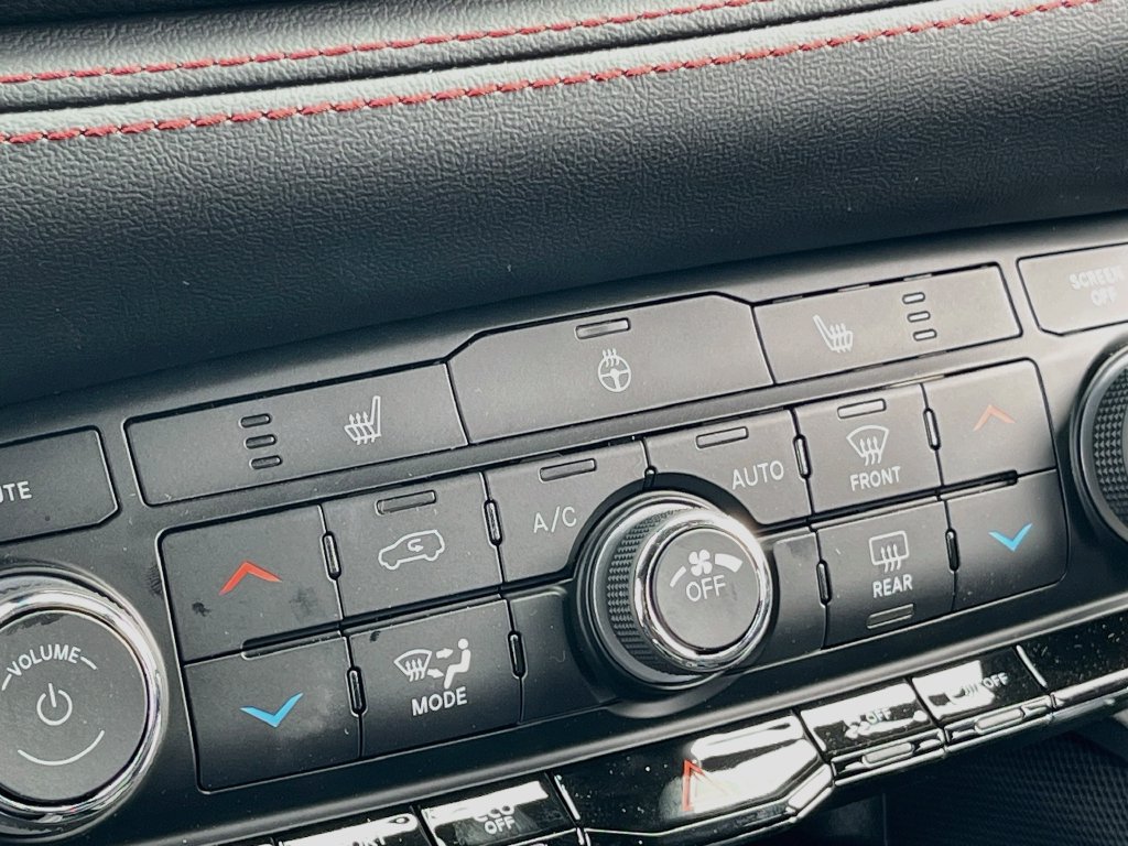 New 2026 Dodge Durango GT w/ Blacktop Package AWD/4WD image 21