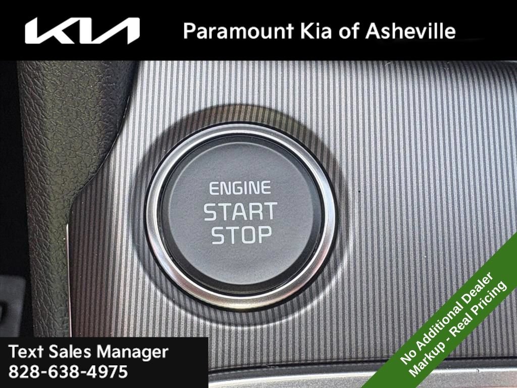 New 2026 Kia Sportage SX FWD image 16