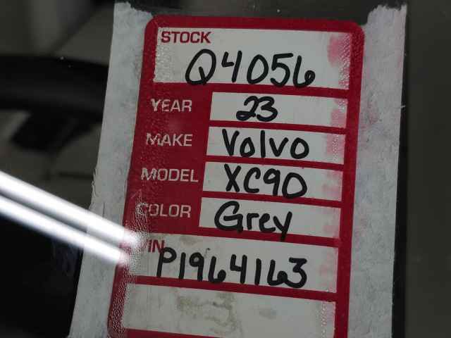 Certified 2023 Volvo XC90 T8 Plus image 40