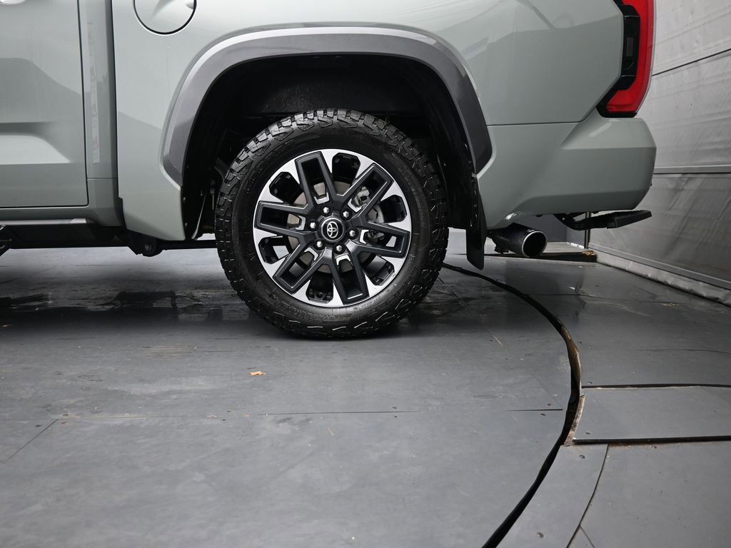 Used 2025 Toyota Tundra Limited image 14