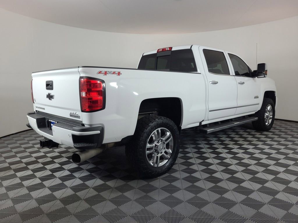 Used 2017 Chevrolet Silverado 2500 High Country w/ Duramax Plus Package image 3