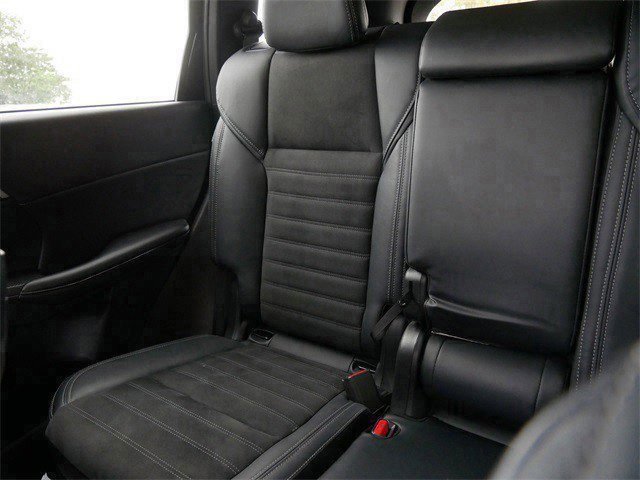 Used 2024 Mitsubishi Outlander SE image 13