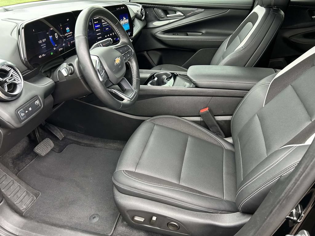Used 2024 Chevrolet Blazer EV LT AWD/4WD image 24