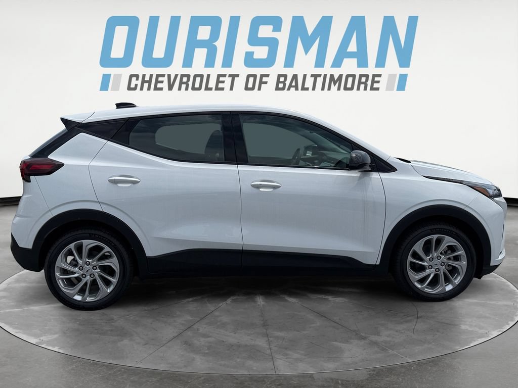 New 2027 Chevrolet Bolt LT w/ Comfort Package FWD image 7