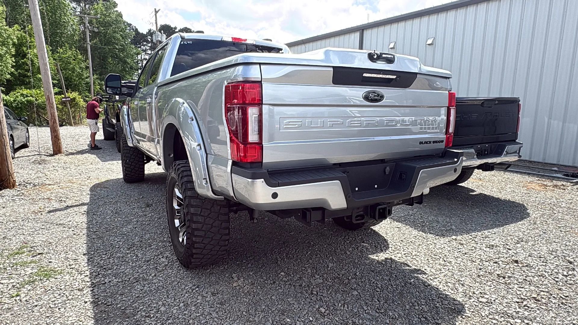 Used 2022 Ford F250 Lariat w/ Black Appearance Package image 7