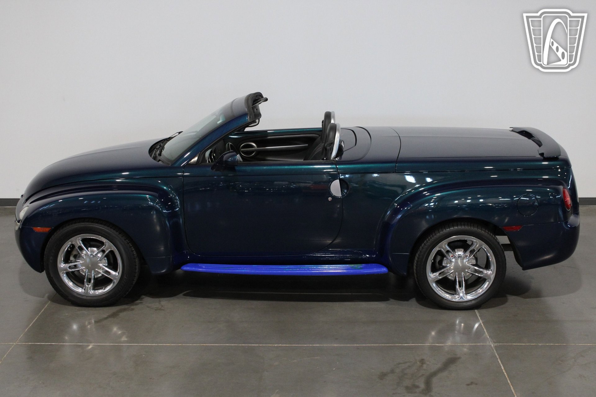 Used 2005 Chevrolet SSR w/ Preferred Equipment Group image 20
