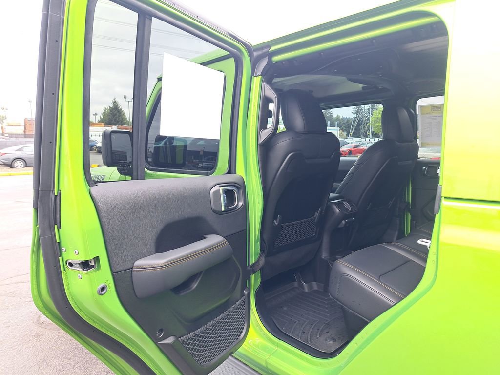 Used 2025 Jeep Gladiator Sport AWD/4WD image 12
