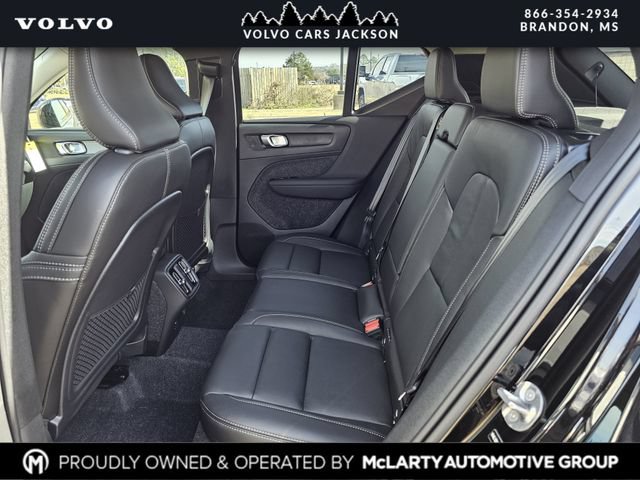 New 2026 Volvo XC40 B5 Core w/ Protection Package Premier AWD/4WD image 14