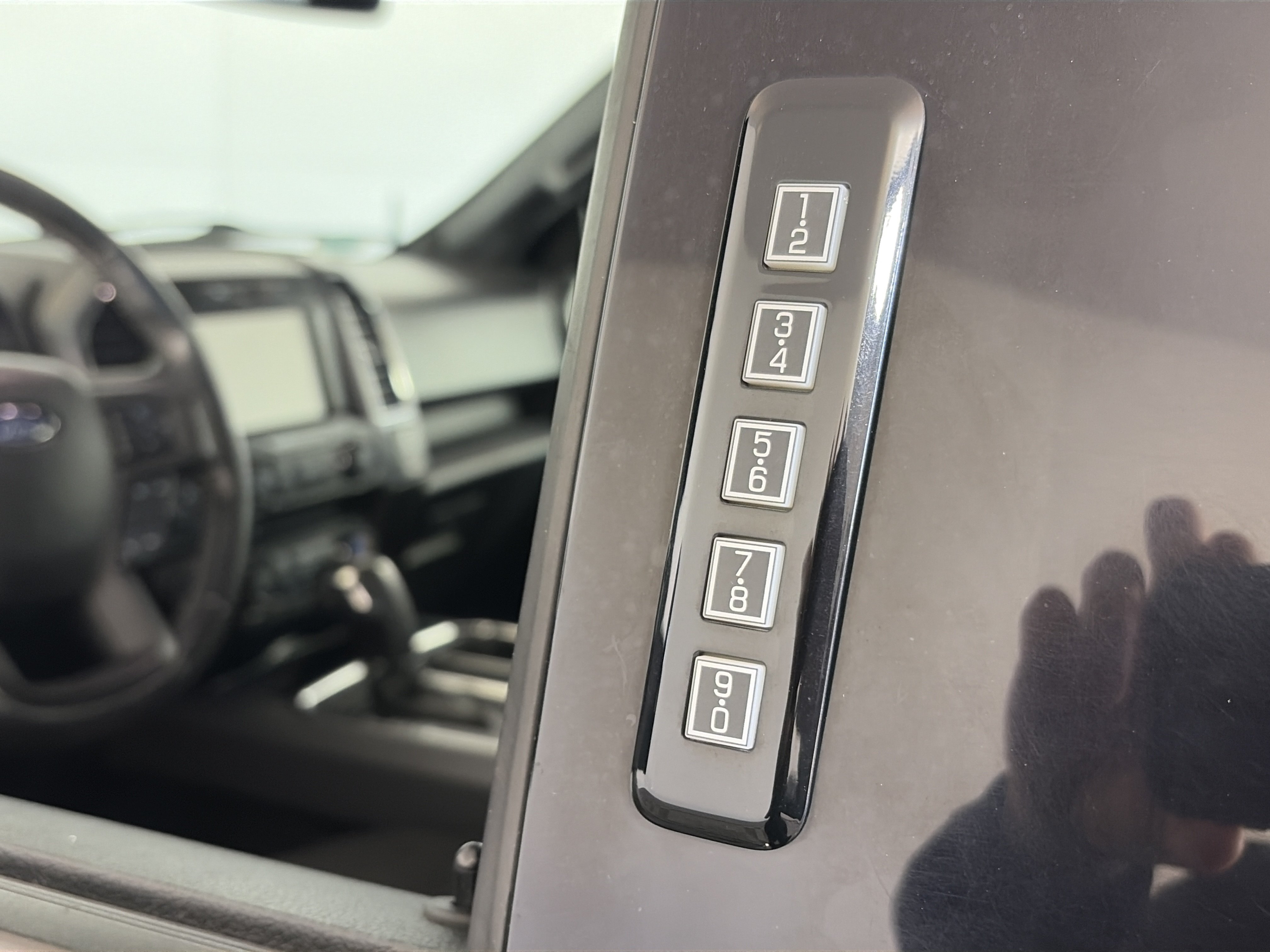 Used 2018 Ford F150 XLT w/ Equipment Group 301A Mid AWD/4WD image 20