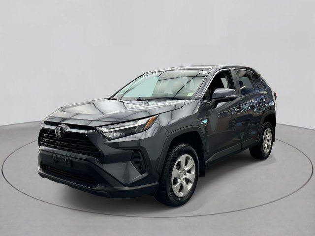 Used 2023 Toyota RAV4 LE AWD/4WD image 1