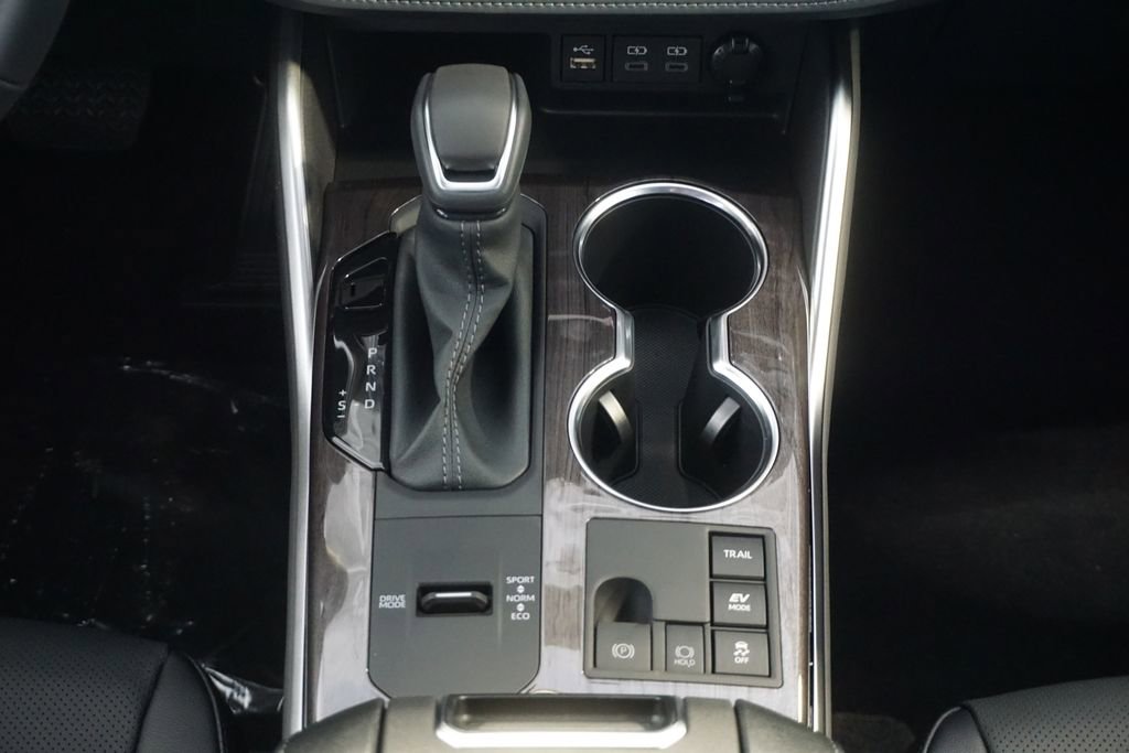 New 2026 Toyota Highlander Platinum image 35