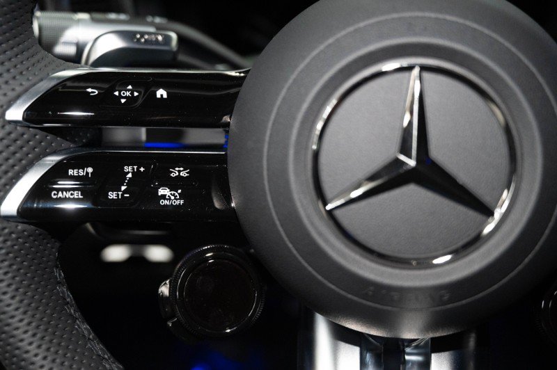 New 2026 Mercedes-Benz SL 63 AMG 4MATIC image 21