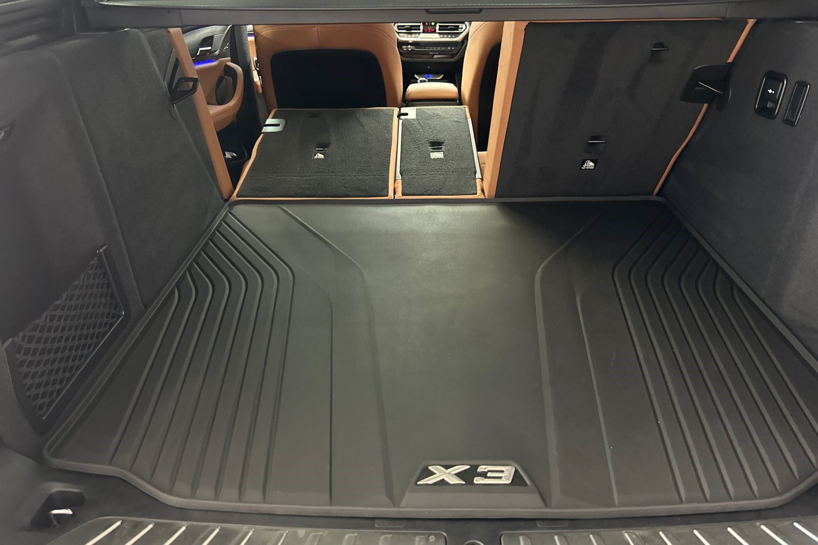 Certified 2024 BMW X3 sDrive30i w/ Premium Package RWD image 33