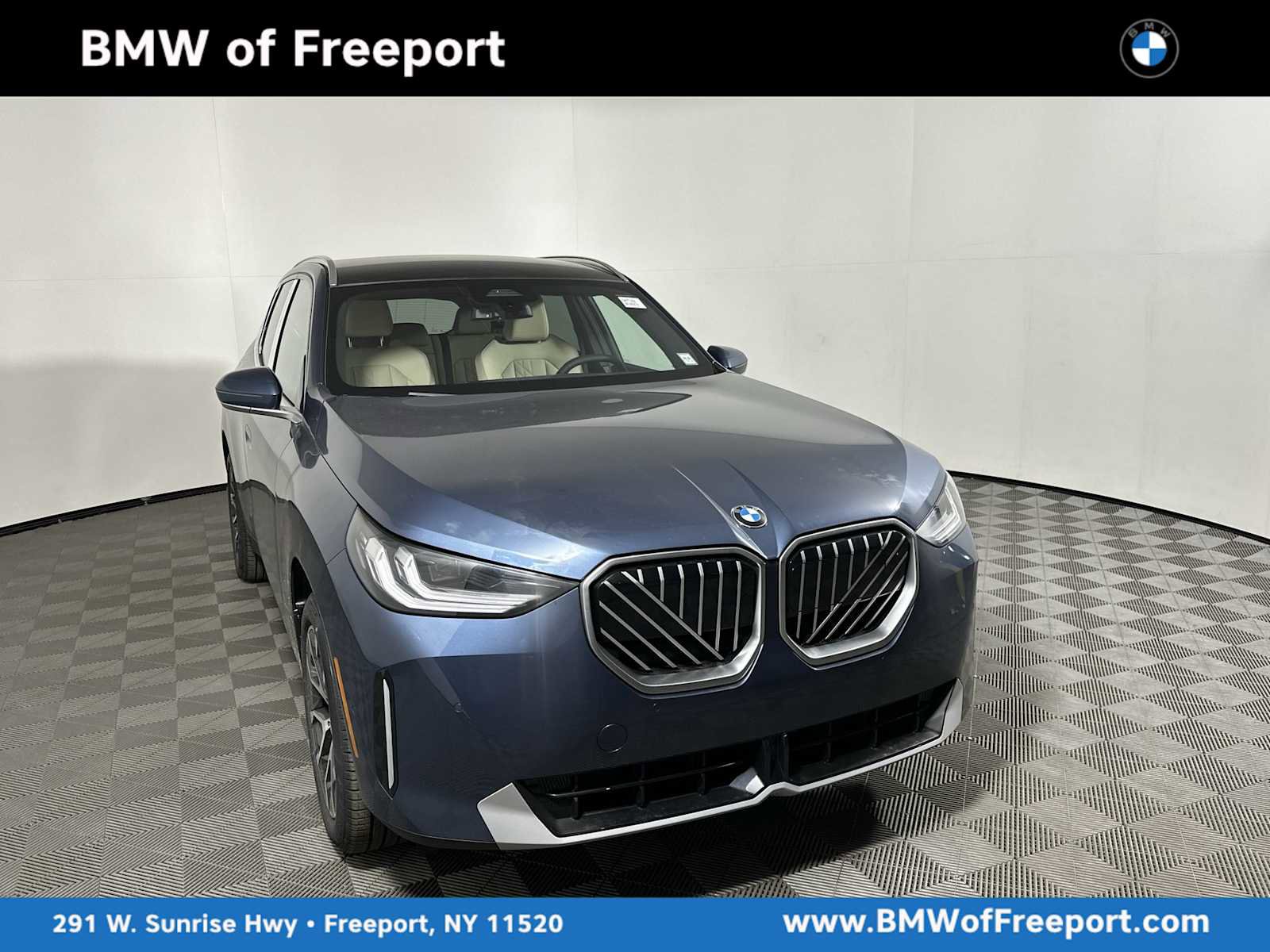 New 2025 BMW X3 xDrive30i w/ Convenience Package