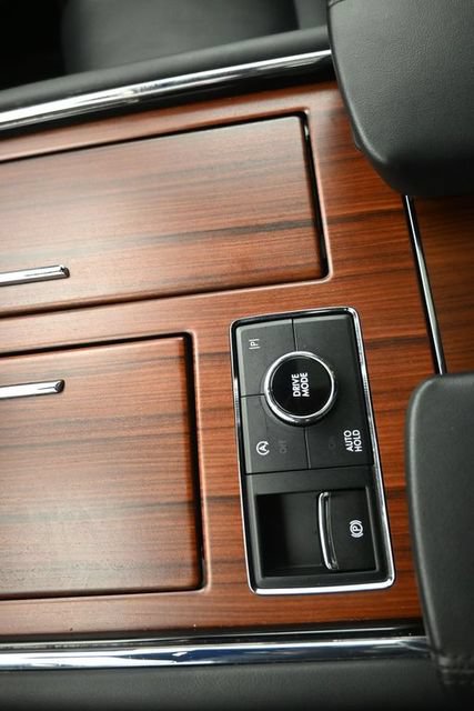 Certified 2023 Lincoln Navigator Reserve AWD/4WD image 19